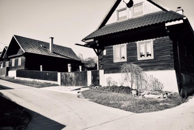 Drevenica Polomka, 5 Min Peso Restauracia, Ticha Ulica, Potok Villa Brezno Eksteriør bilde
